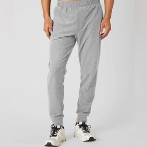 Beyond Yoga Men’s size Large Gray Core Spacedye Freefit Easy Jogger 2.0